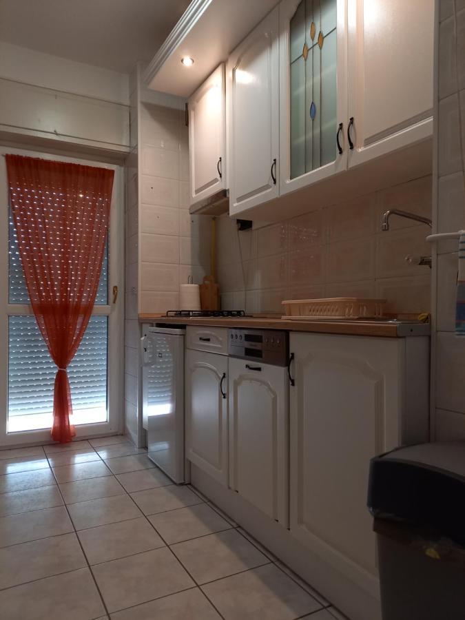 Kardos Apartman Debrecen Exterior photo